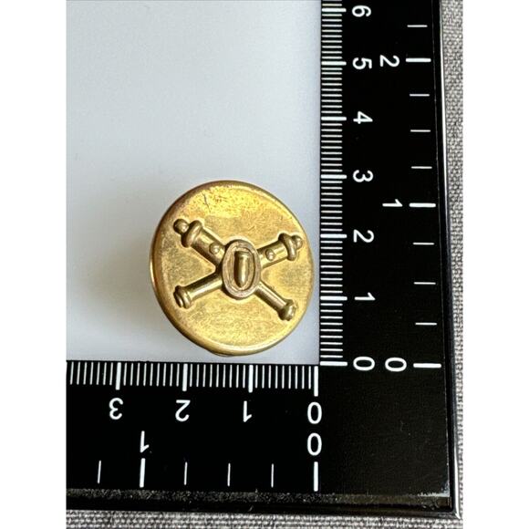 Vintage WWII Era USA Army Coast Artillery Brass Collar Disc Double Pinback EUC - Picture 3 of 3